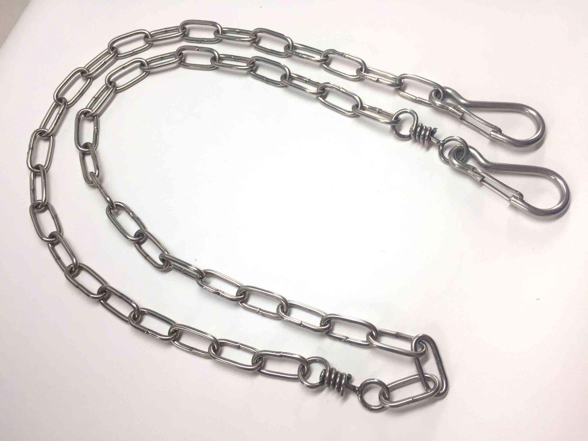 Dây xích là gì? Tìm hiểu cấu tạo, phân loại và ứng dụng trong công nghiệp