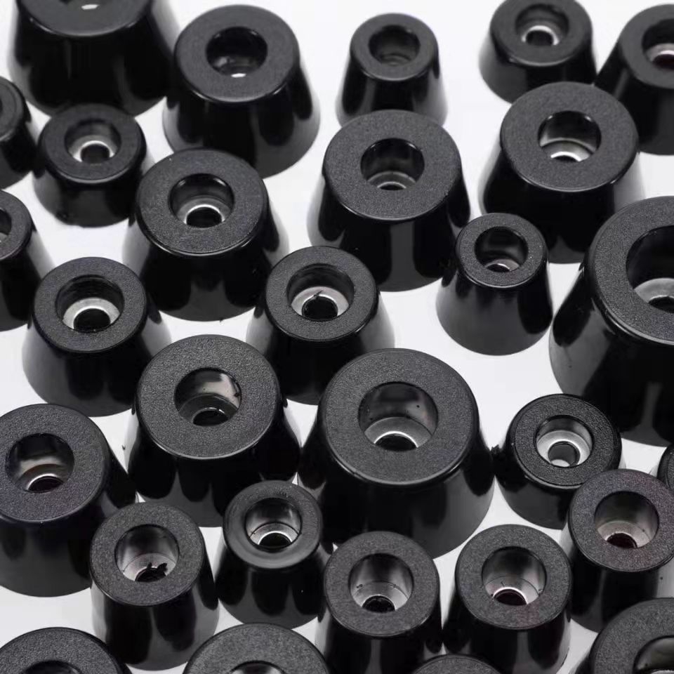 Long đen cao su có bền không khi sử dụng ngoài trời