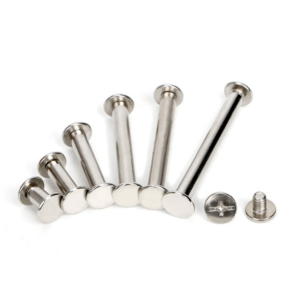 Ứng dụng thực tế của vít đinh tán trong cơ khí và xây dựng hiện nay