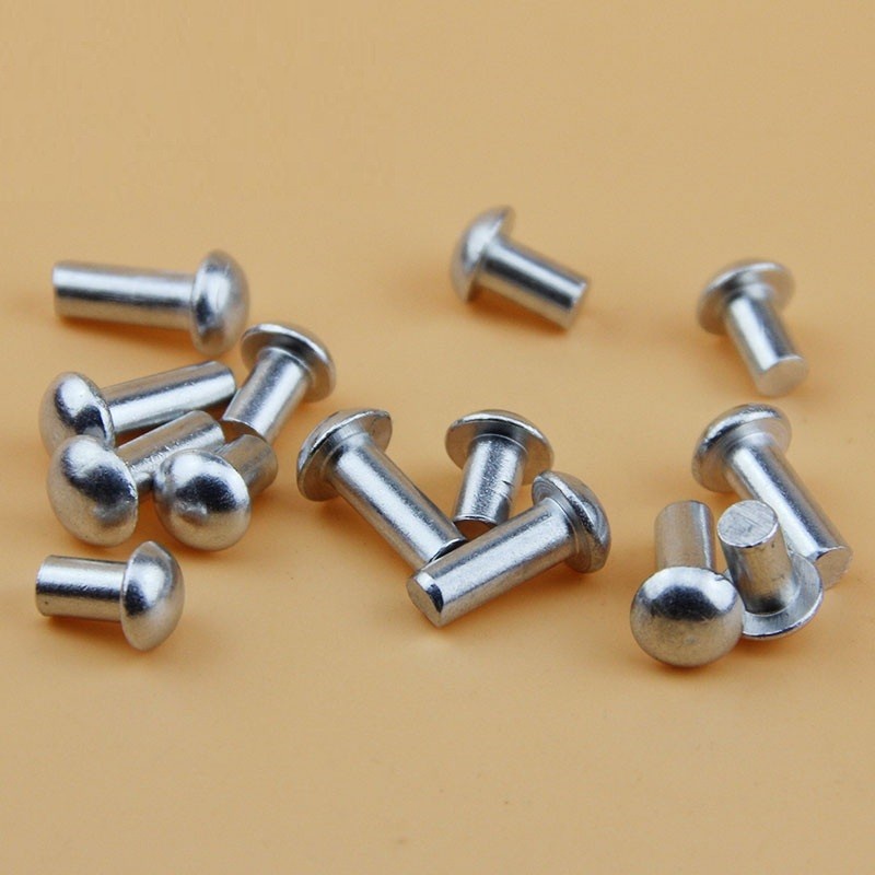 Hướng dẫn chọn vít đinh tán phù hợp cho sắt, nhôm và inox